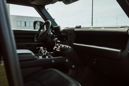 SHOWROOM & TEST DRIVE EXPERIENCE