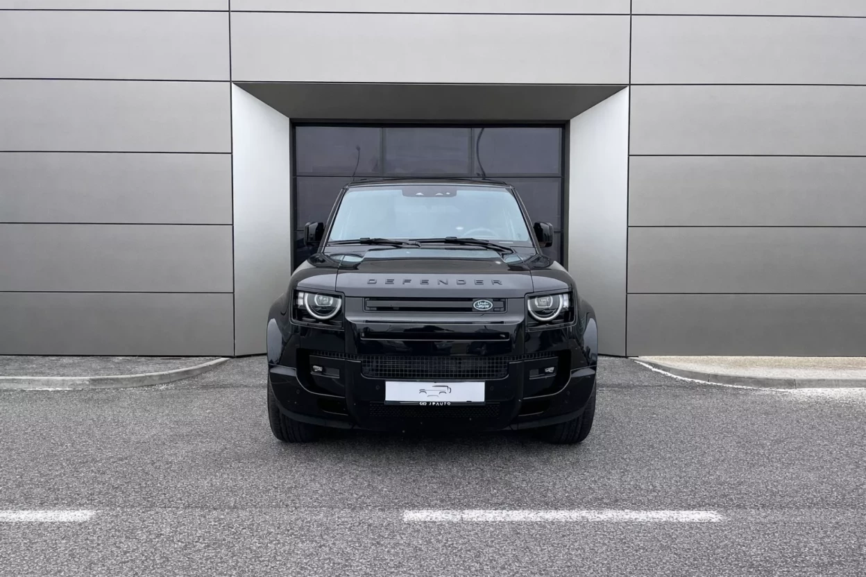 Defender 110 X-Dynamic SE D250 MHEV AWD obrázok č. 1