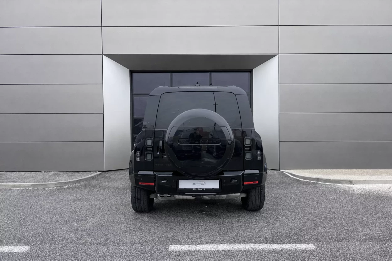 Defender 110 X-Dynamic SE D250 MHEV AWD obrázok č. 4
