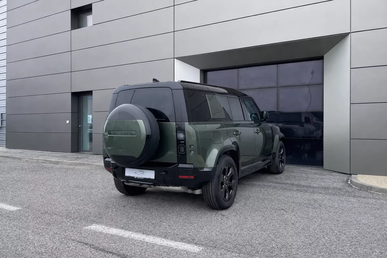 Defender 110 X-Dynamic SE D250 MHEV AWD obrázok č. 5