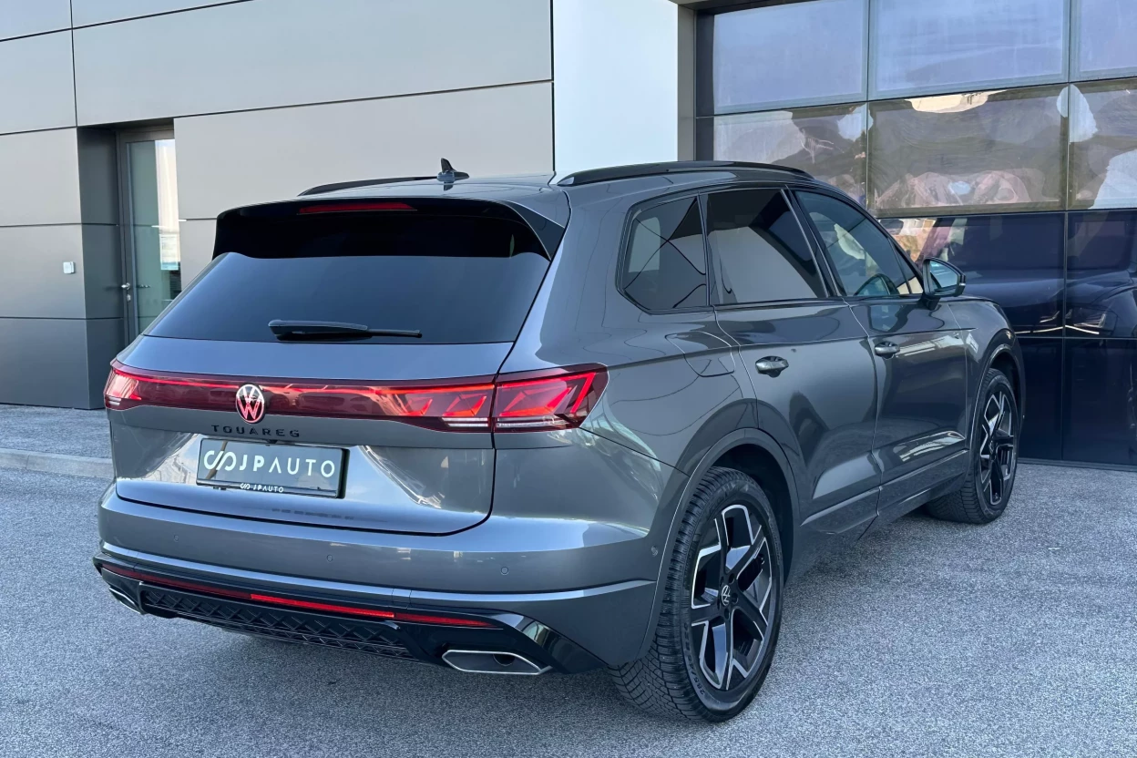 Volkswagen Touareg 3.0 R-Line obrázok č. 5