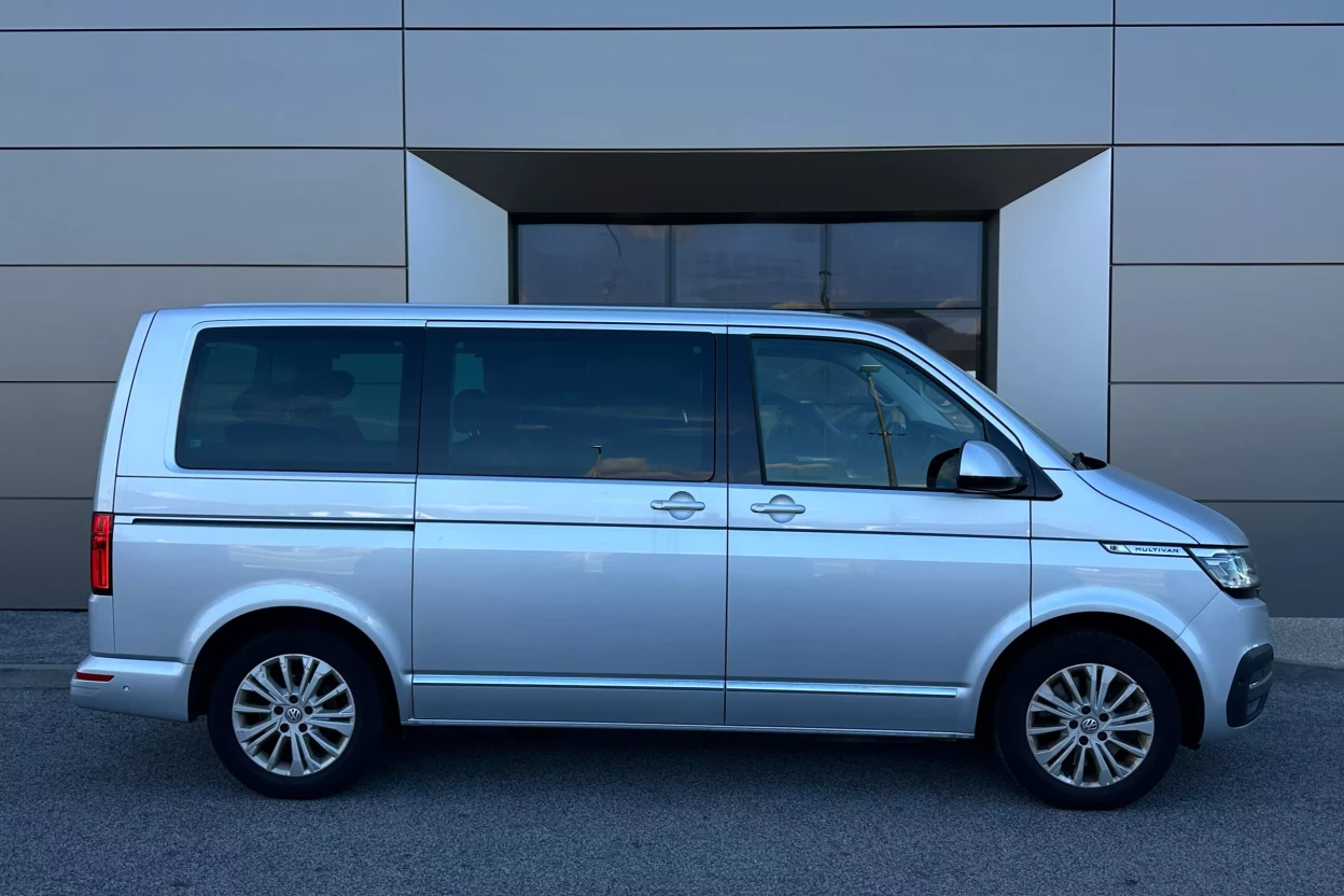 Volkswagen Multivan 2.0 BiTDI 199k Highline 4Motion DSG obrázok č. 7