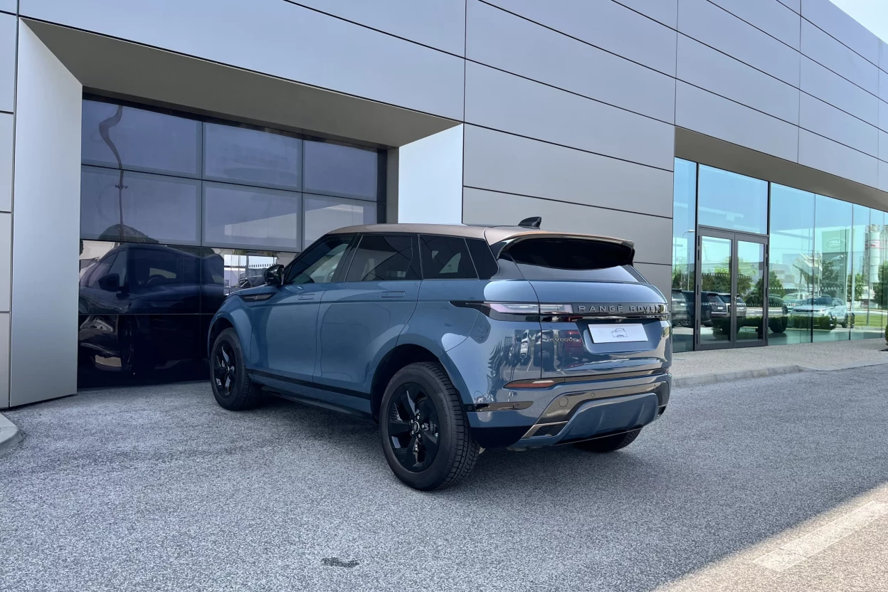 Land Rover Range Rover Evoque Dynamic SE 2.0D 204PS obrázok č. 3