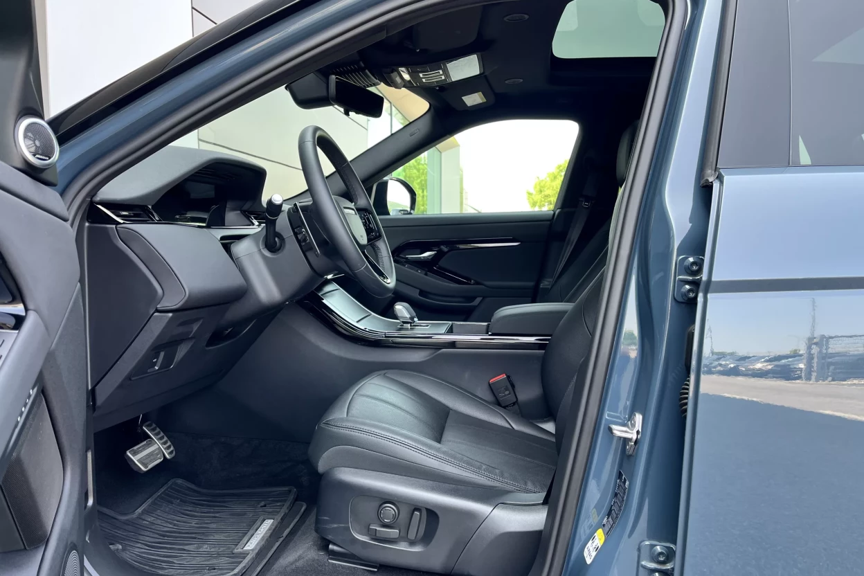 Land Rover Range Rover Evoque Dynamic SE 2.0D 204PS obrázok č. 8
