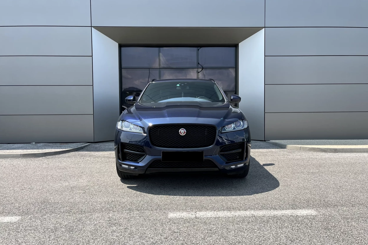 Jaguar F-Pace 3.0D V6 R-Sport AWD A/T obrázok č. 1