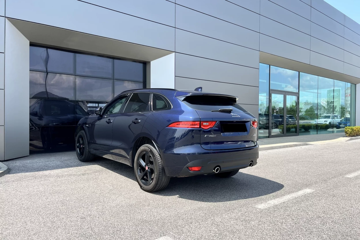 Jaguar F-Pace 3.0D V6 R-Sport AWD A/T obrázok č. 3