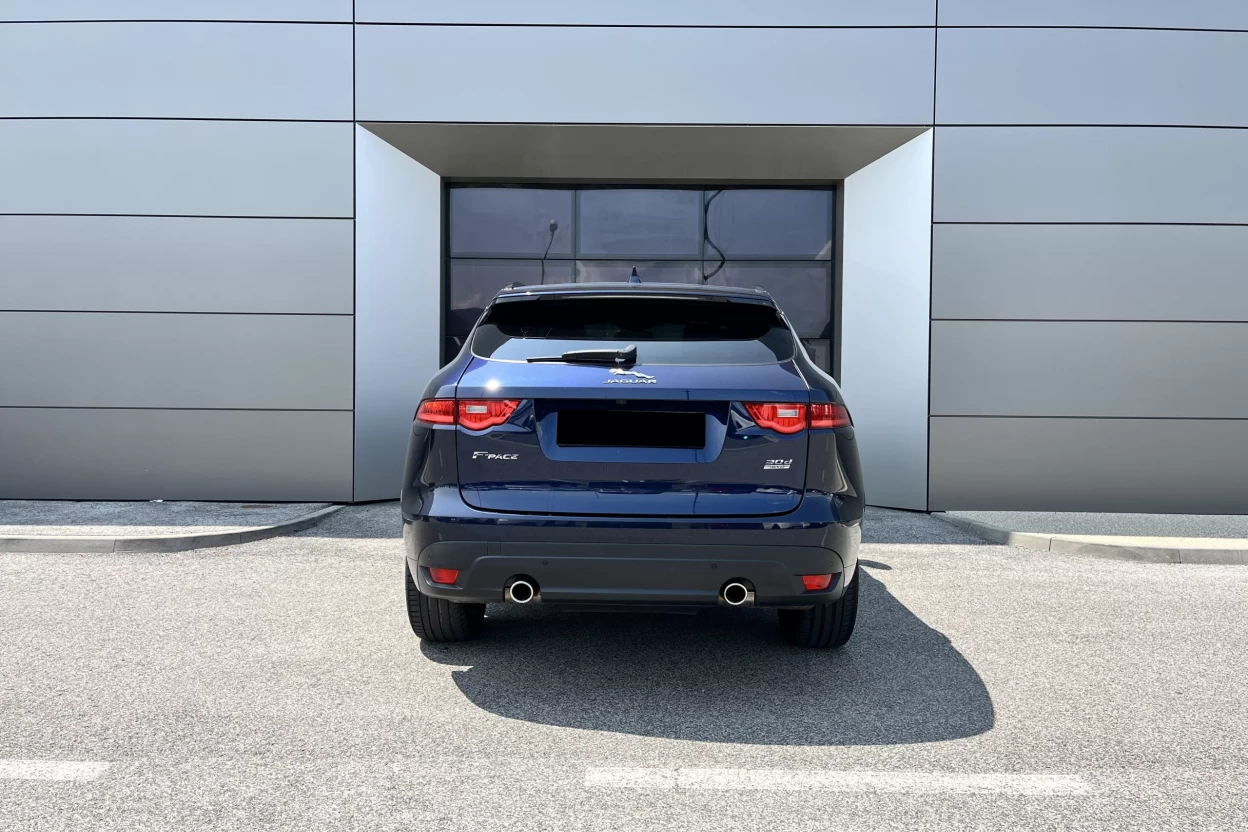 Jaguar F-Pace 3.0D V6 R-Sport AWD A/T obrázok č. 4