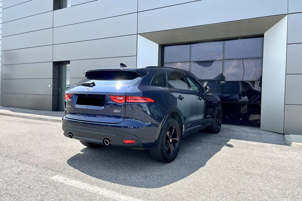 Jaguar F-Pace 3.0D V6 R-Sport AWD A/T obrázok č. 5
