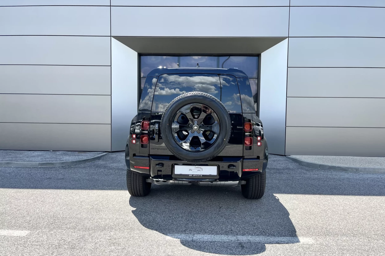 Defender 110 X-Dynamic SE D200 MHEV AWD obrázok č. 4