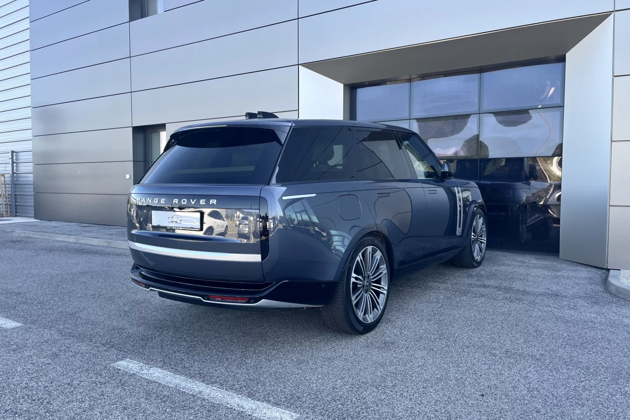 Range Rover Autobiography D300 MHEV AWD obrázok č. 3