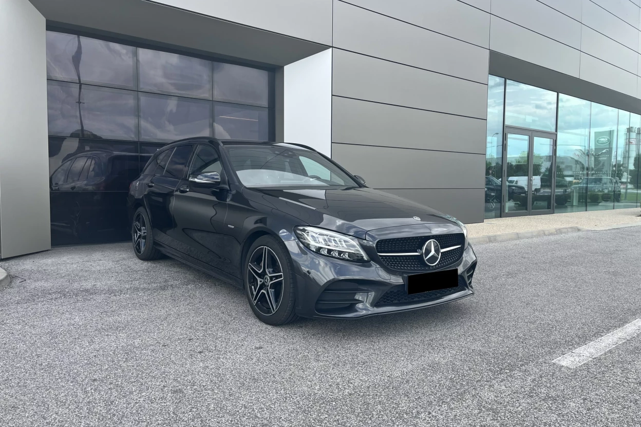 MERCEDES-BENZ C TRIEDA KOMBI 220 D AMG NIGHT EDITION obrázok č. 2