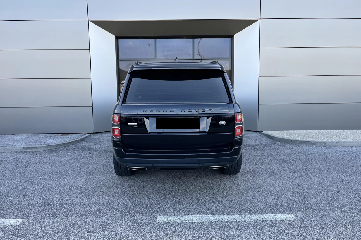Range Rover 5.0 V8 S/C Autobiography 4WD A/T Black Edition obrázok č. 4