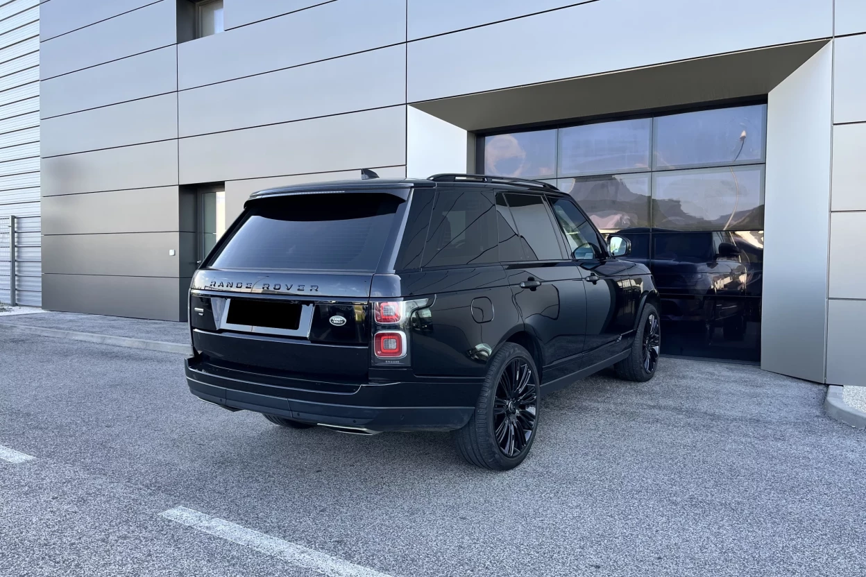 Range Rover 5.0 V8 S/C Autobiography 4WD A/T Black Edition obrázok č. 3