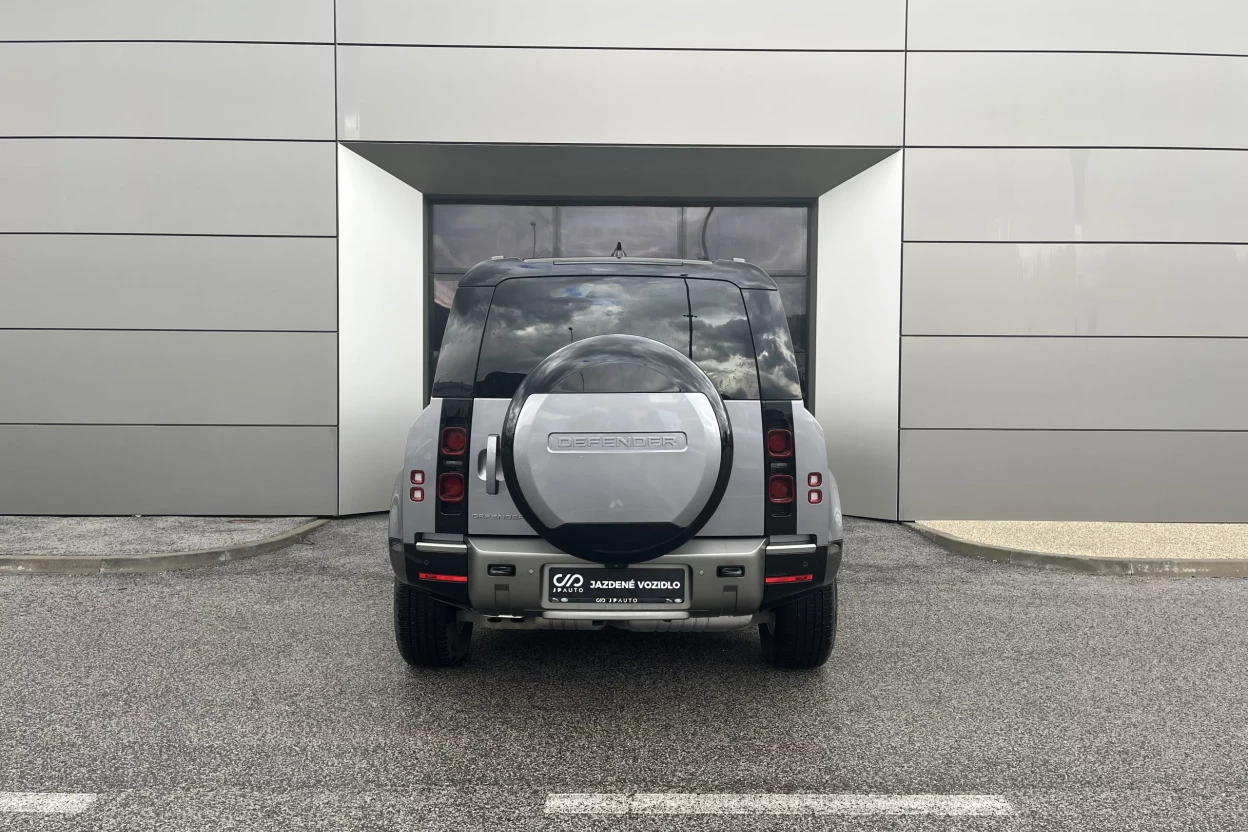 Defender 110 X-Dynamic SE D250 MHEV AWD obrázok č. 4