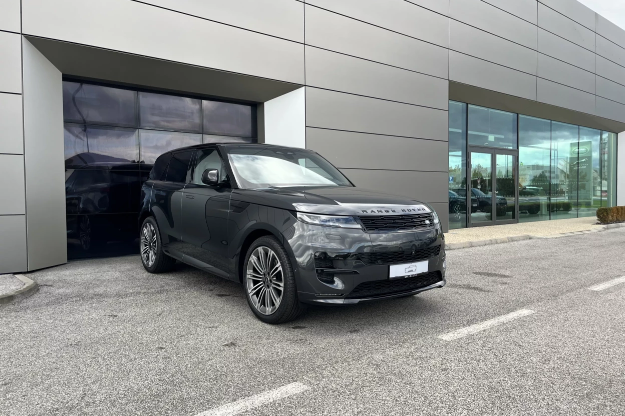 Range Rover Sport Dynamic HSE P460e PHEV AWD  obrázok č. 2