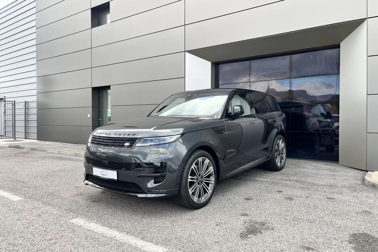 Range Rover Sport Dynamic HSE P460e PHEV AWD  obrázok č. 0