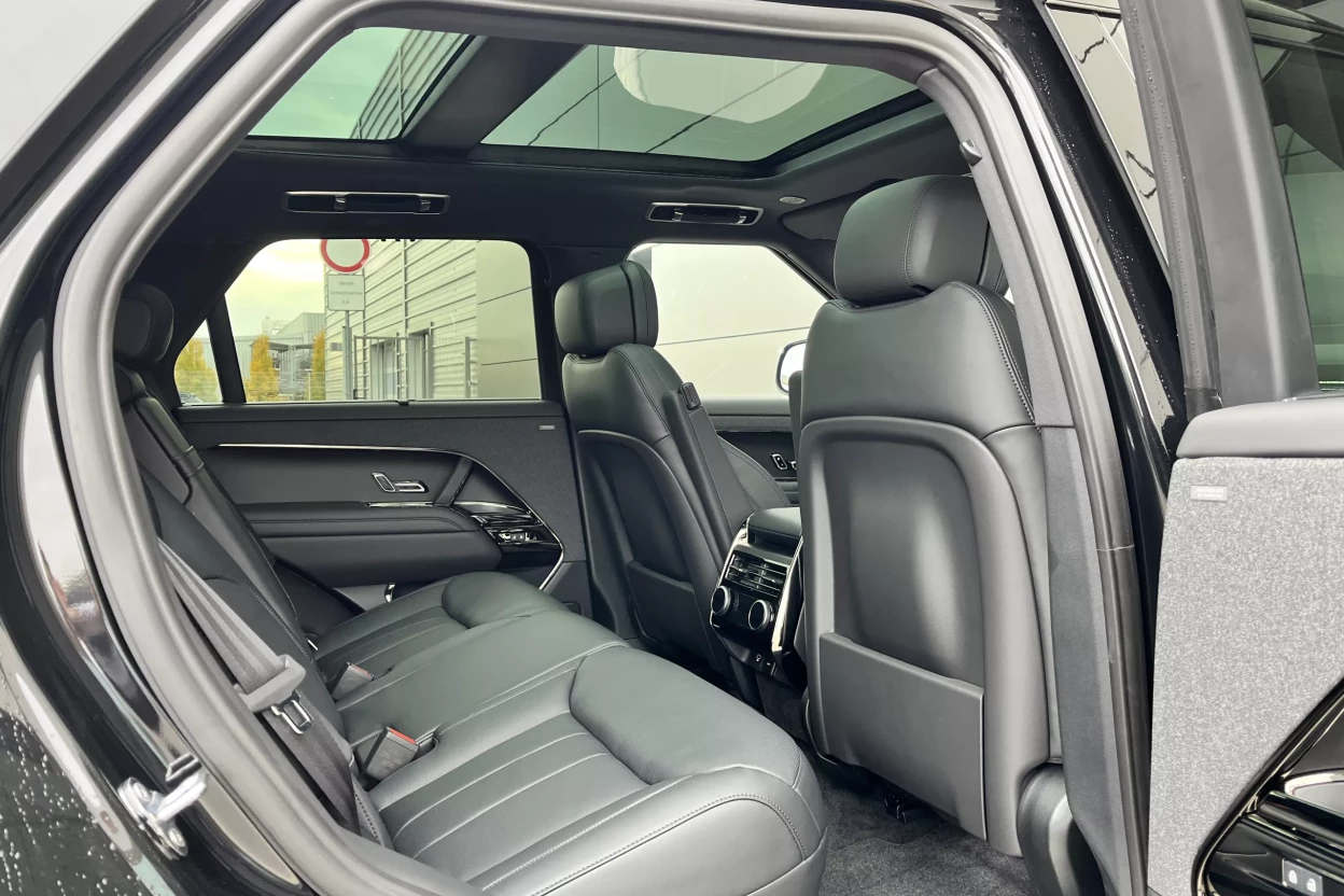 Range Rover Sport Dynamic HSE P460e PHEV AWD  obrázok č. 10