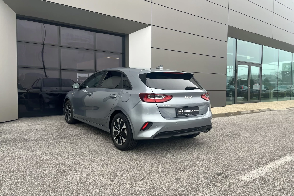 Kia Cee'd 1,5 T-GDi 103kW Gold obrázok č. 3