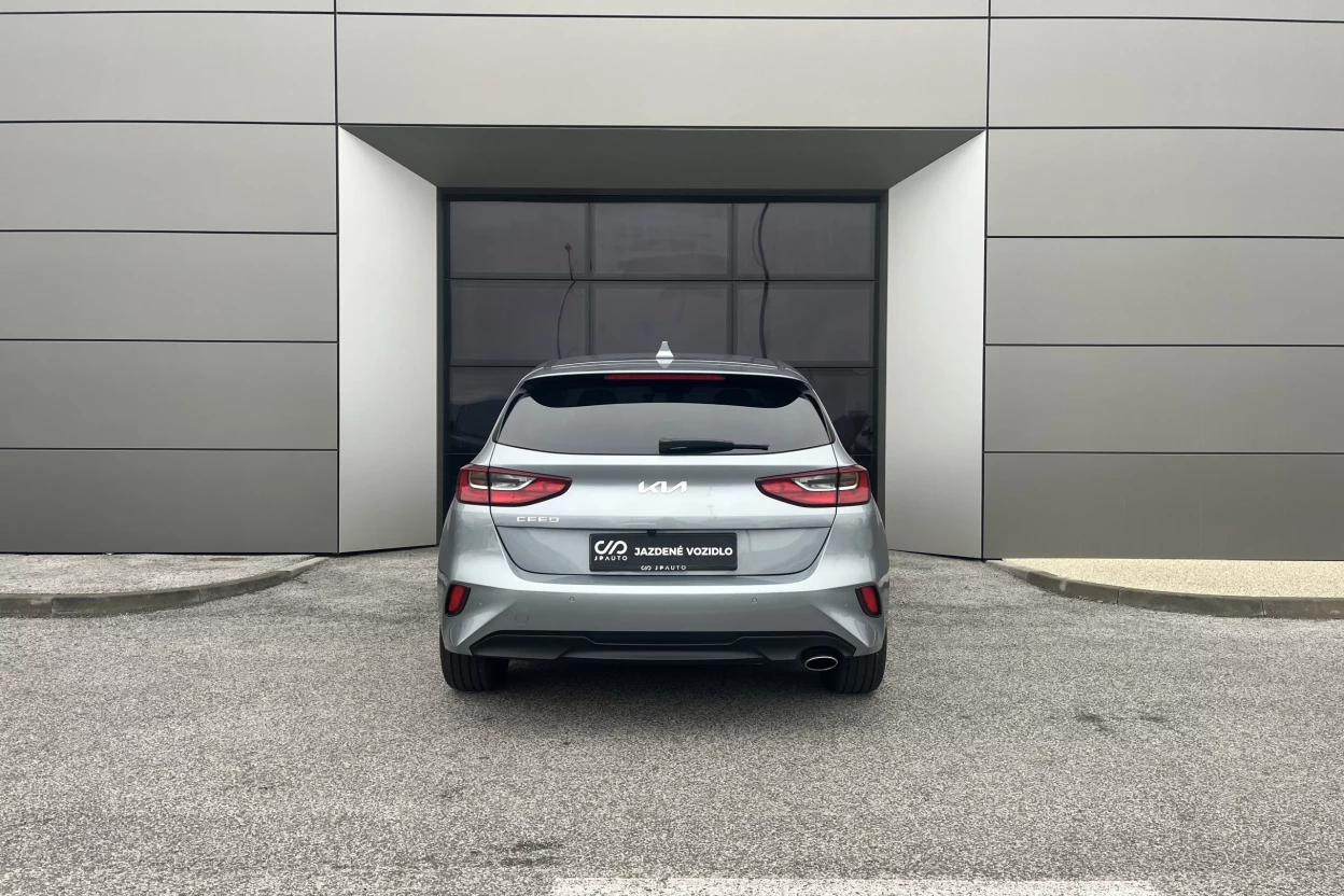 Kia Cee'd 1,5 T-GDi 103kW Gold obrázok č. 4