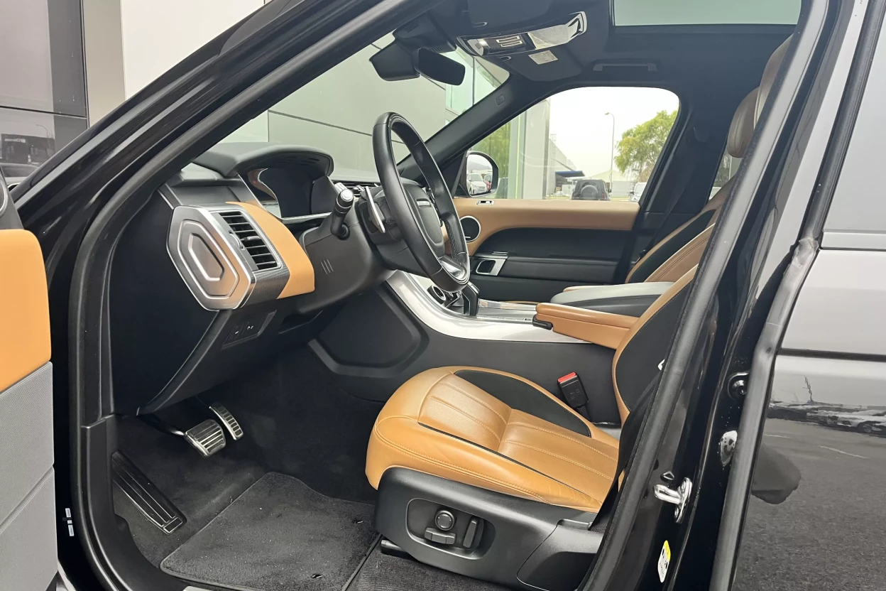 Land Rover Range Rover Sport 3.0D SDV6 HSE Dynamic AWD A/T obrázok č. 8