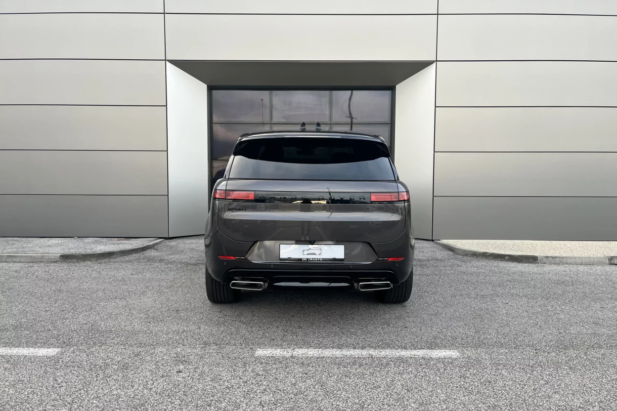 Range Rover Sport Dynamic HSE P460e PHEV AWD  obrázok č. 4