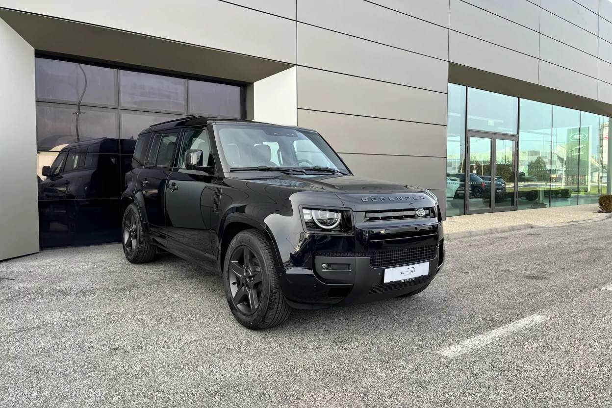 Defender 110 X-Dynamic SE D250 MHEV AWD obrázok č. 2