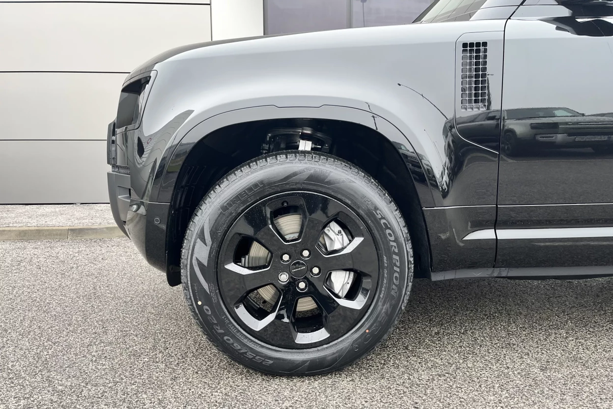 Defender 110 X-Dynamic SE D350 MHEV AWD obrázok č. 6