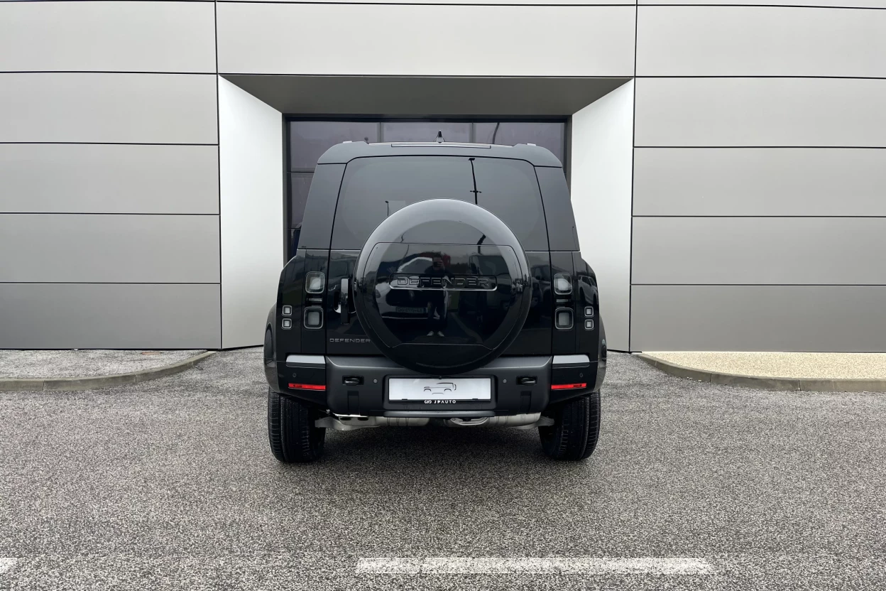 Defender 110 X-Dynamic SE D350 MHEV AWD obrázok č. 4