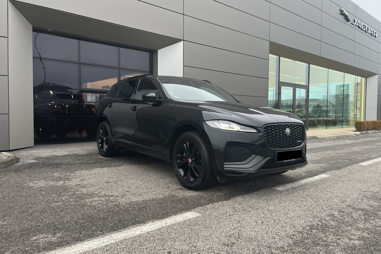 Jaguar F-Pace R-DYNAMIC SE P250 AWD MHEV obrázok č. 2