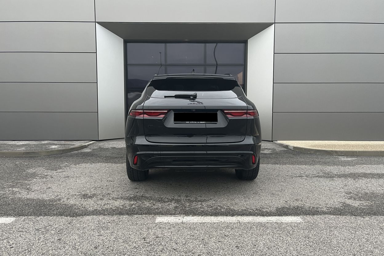 Jaguar F-Pace R-DYNAMIC SE P250 AWD MHEV obrázok č. 4