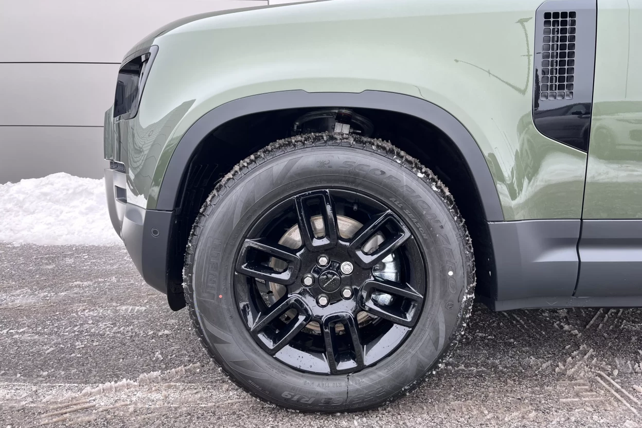 Defender 110 S D250 MHEV AWD obrázok č. 7