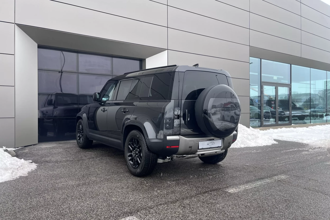 Defender 110 S D200 MHEV AWD obrázok č. 3