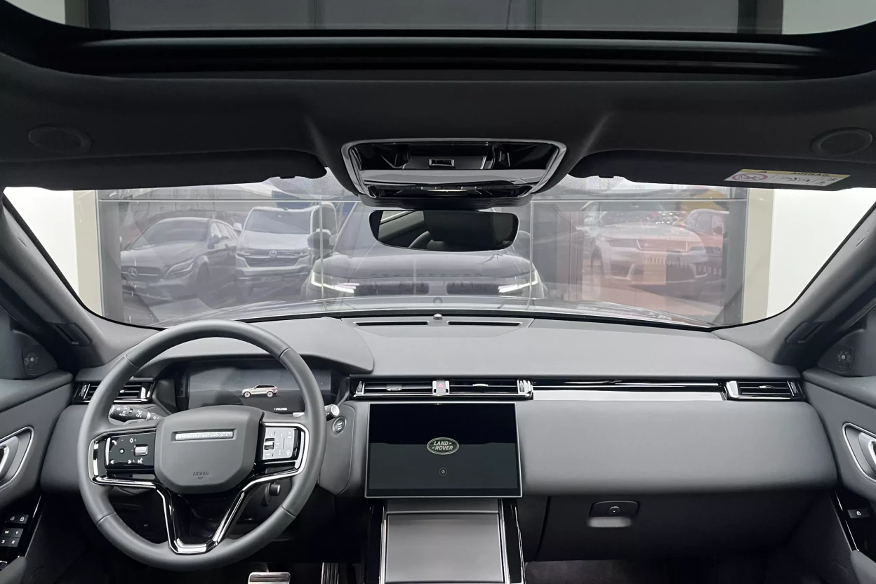 Range Rover Velar Dynamic SE | D200 AWD MHEV obrázok č. 9