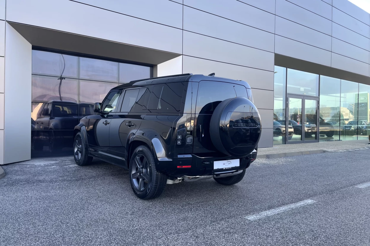 Defender 110 X-Dynamic SE D200 MHEV AWD obrázok č. 3