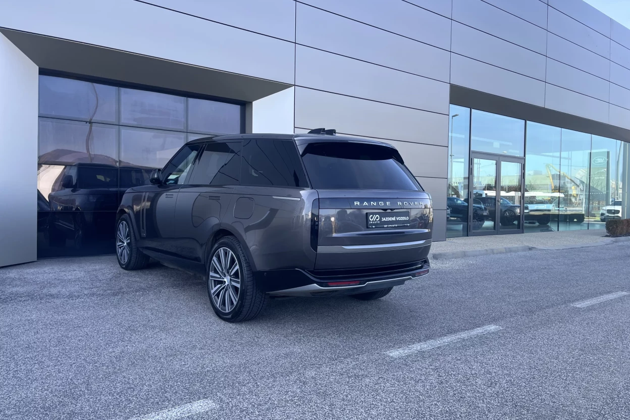 Range Rover Autobiography P550e SWB PHEV AWD obrázok č. 3