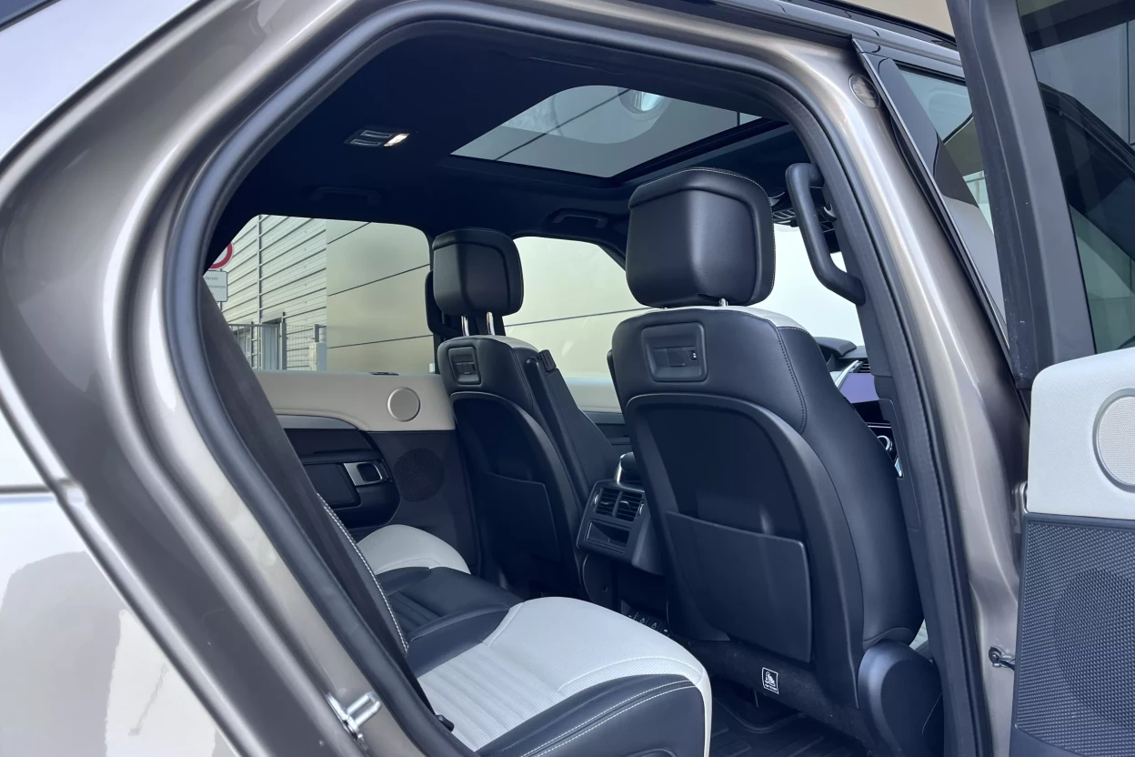  Discovery 3.0 I6 D250 MHEV R-Dynamic SE AWD obrázok č. 10