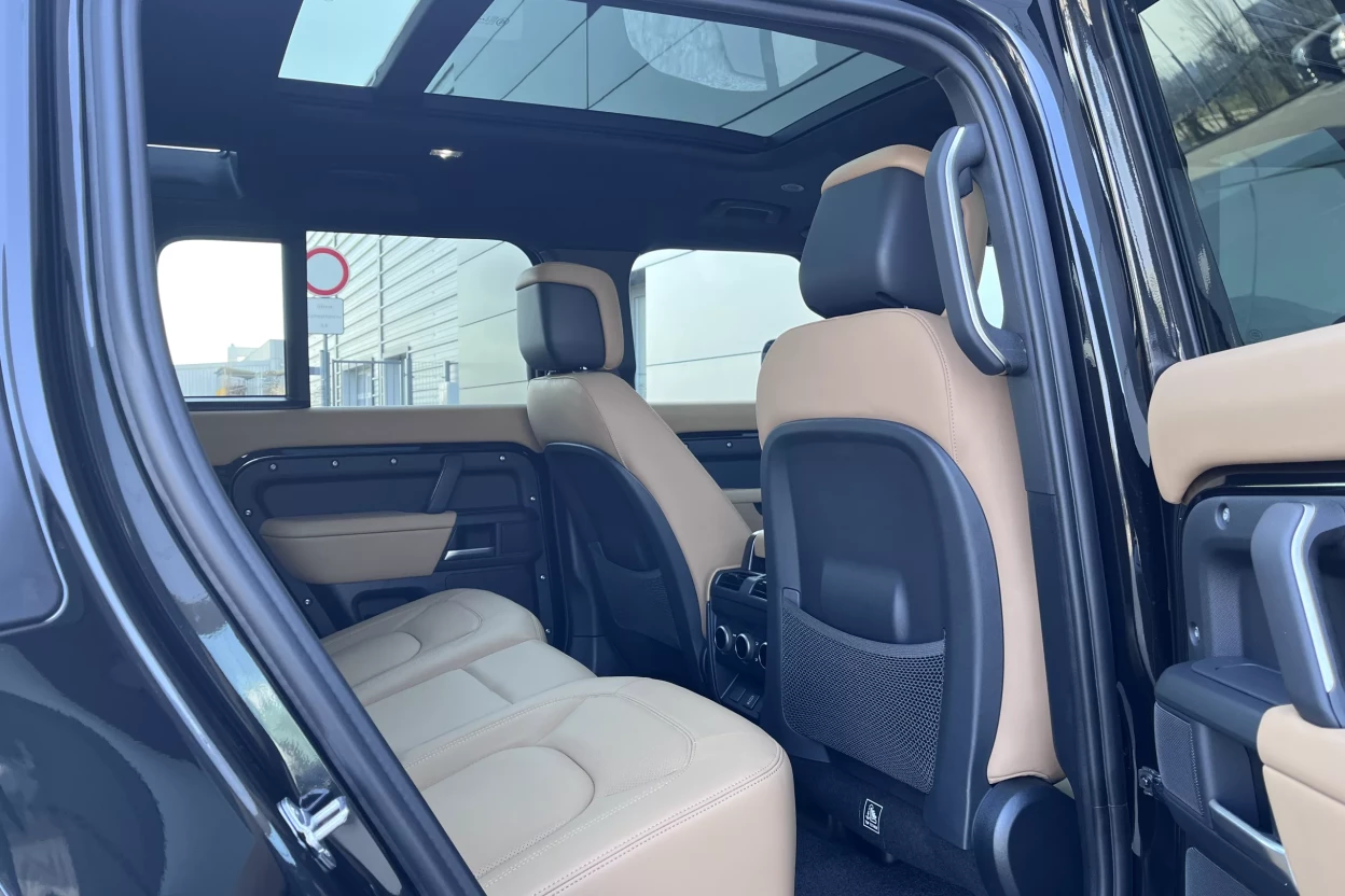 Defender 110 X-Dynamic HSE D350  MHEV AWD obrázok č. 10