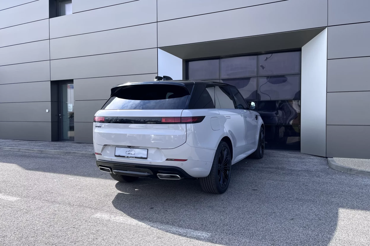 Range Rover Sport Dynamic SE P460e PHEV AWD  obrázok č. 5