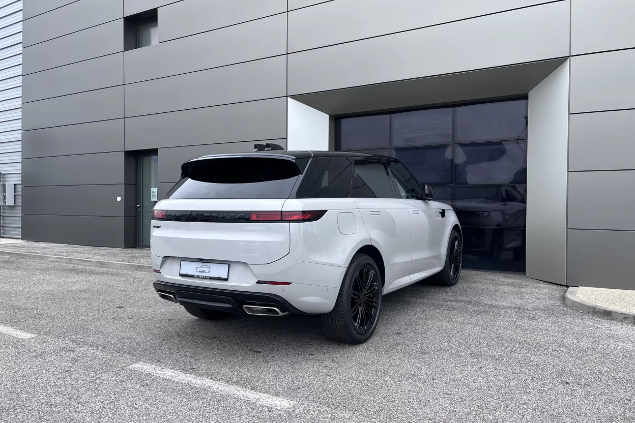 Range Rover Sport Dynamic SE P460e PHEV AWD  obrázok č. 3