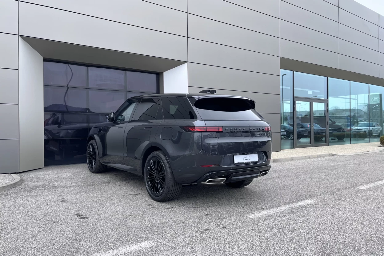 Range Rover Sport Dynamic SE P460e PHEV AWD  obrázok č. 3