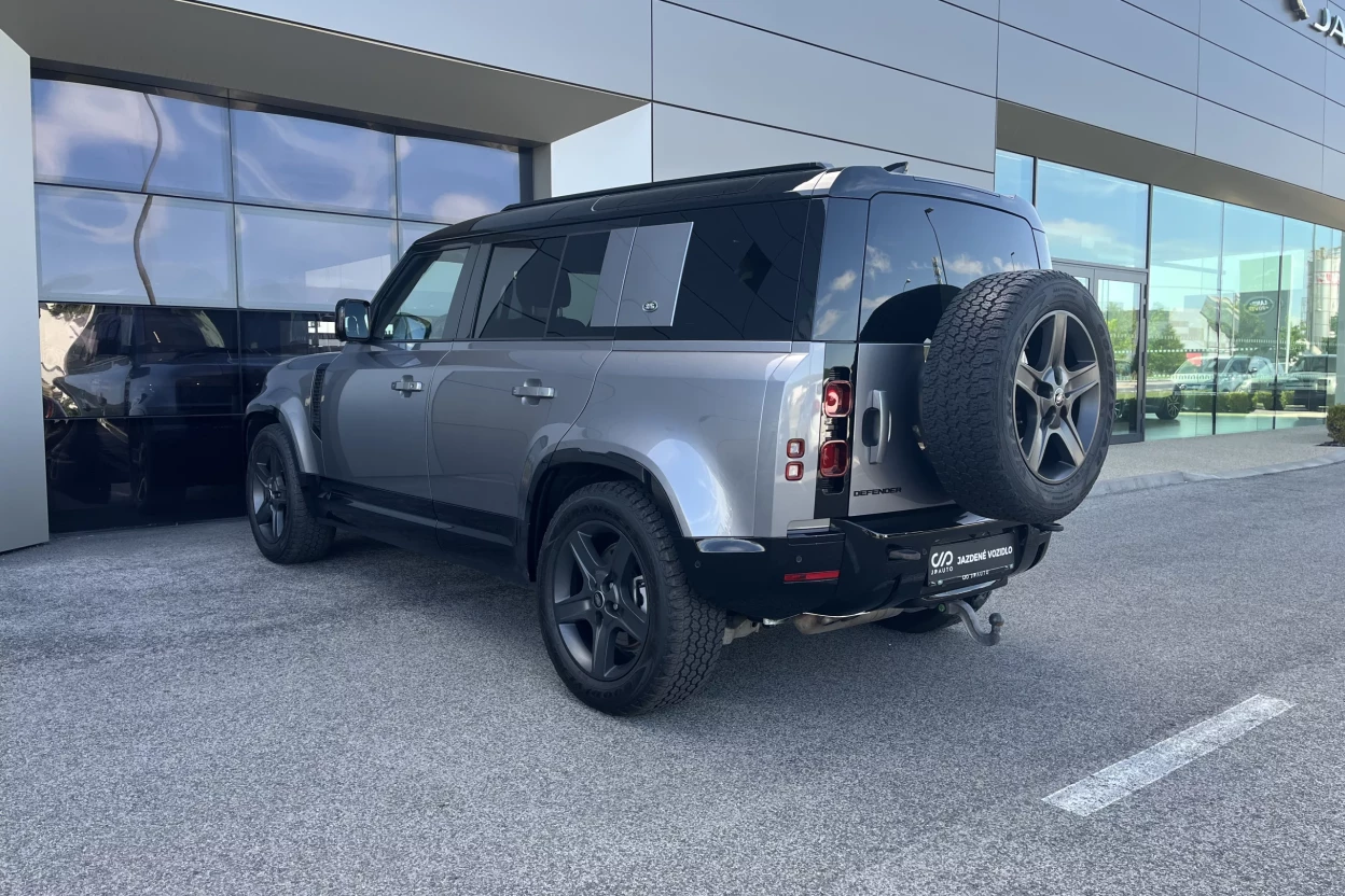 Defender 110  D300 X-Dynamic SE MHEV AWD obrázok č. 5