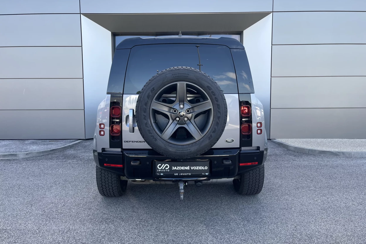 Defender 110  D300 X-Dynamic SE MHEV AWD obrázok č. 4