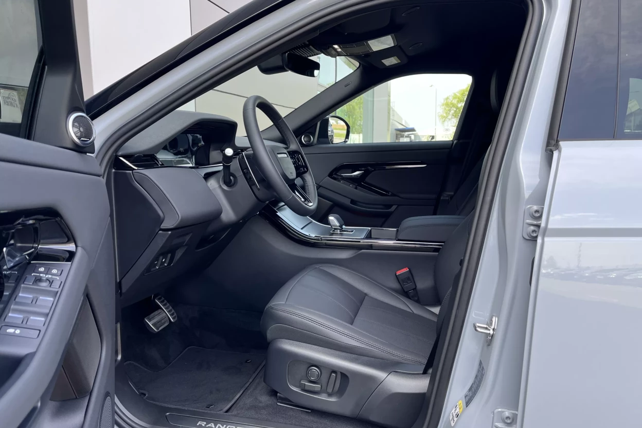 Range Rover Evoque Dynamic SE PHEV P269 obrázok č. 8