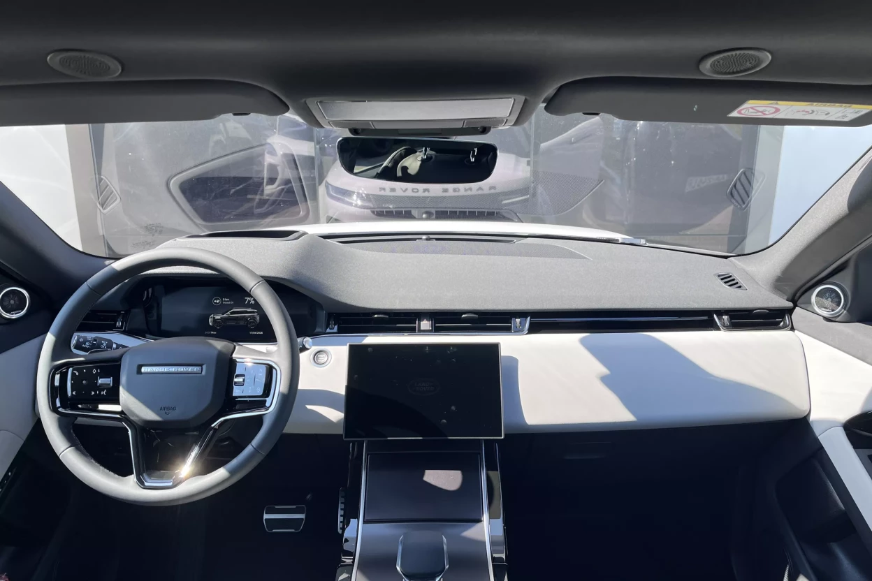 Range Rover Evoque Dynamic SE PHEV P269 obrázok č. 9