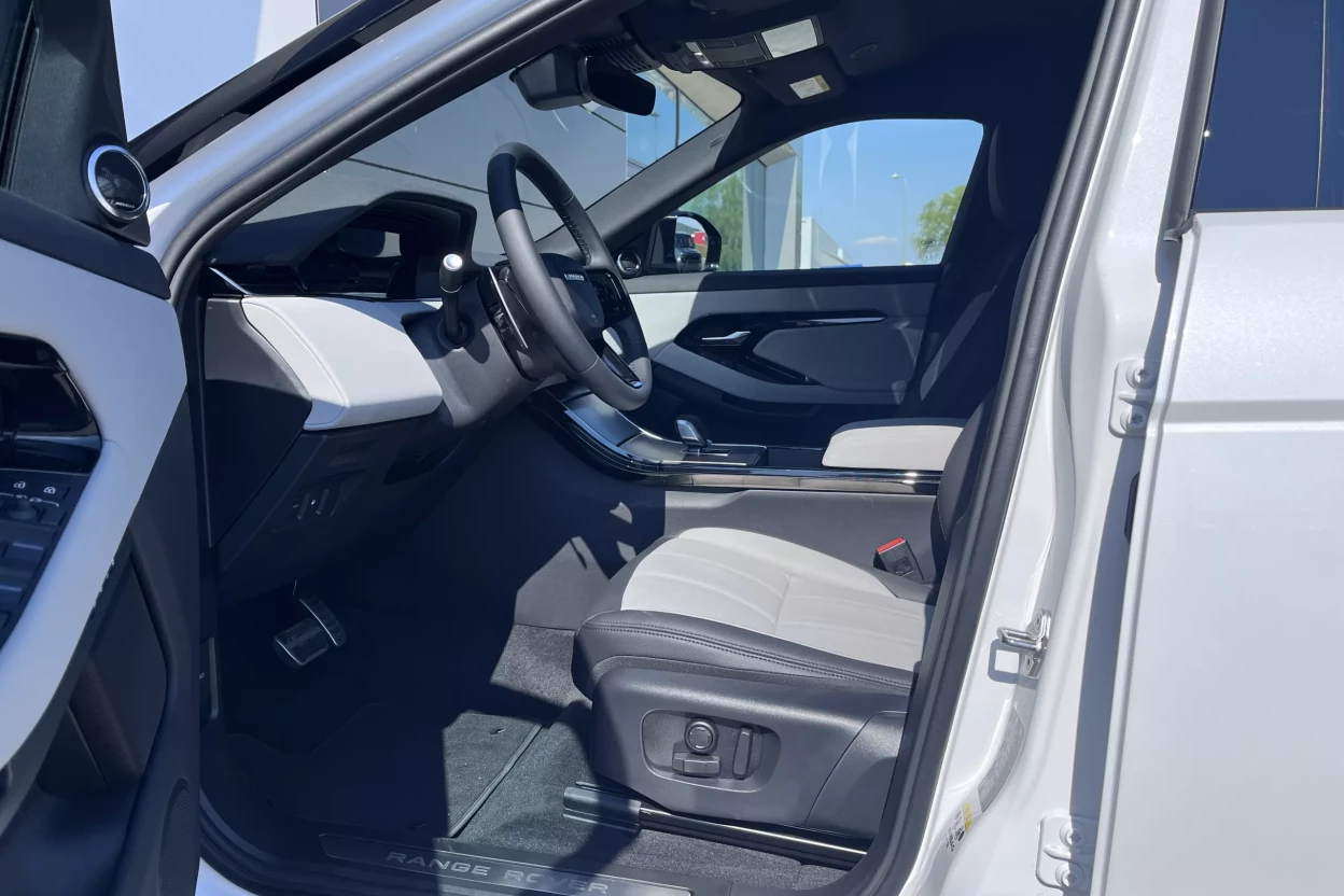 Range Rover Evoque Dynamic SE PHEV P269 obrázok č. 8