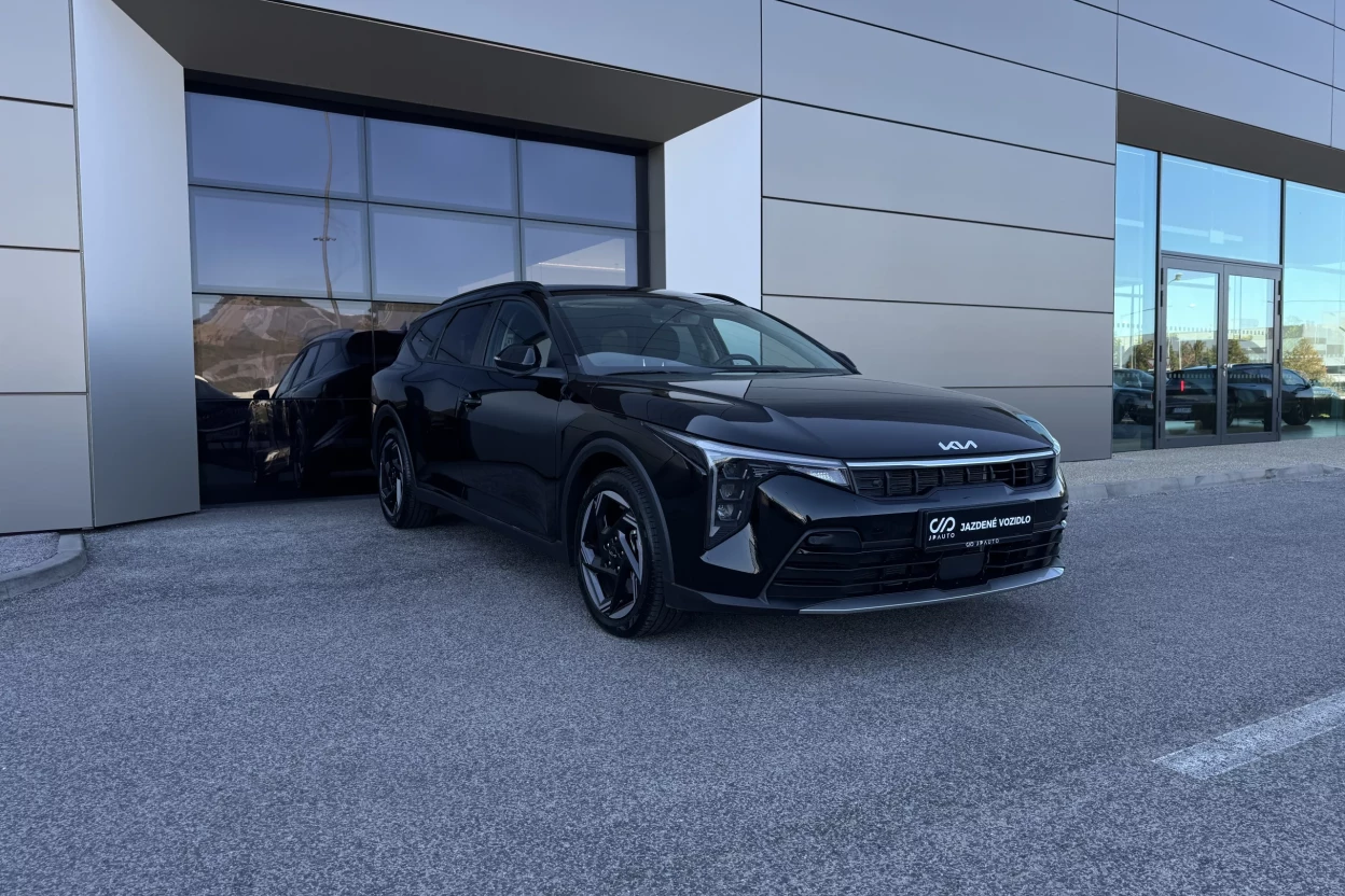 KIA K4 SW 1,6 T-GDi 110kW A7 Gold obrázok č. 2
