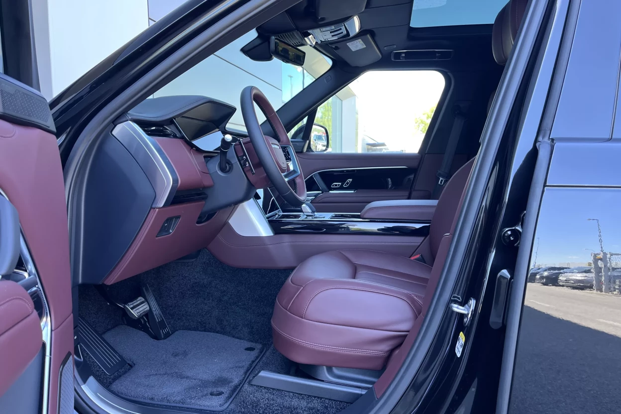 Range Rover Autobiography LWB P530 AWD obrázok č. 8