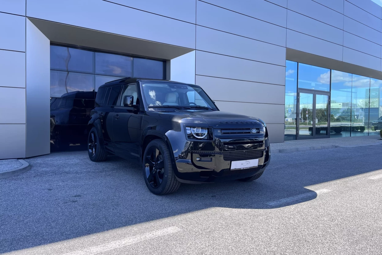 Defender 110 X-Dynamic SE D250 MHEV AWD obrázok č. 2