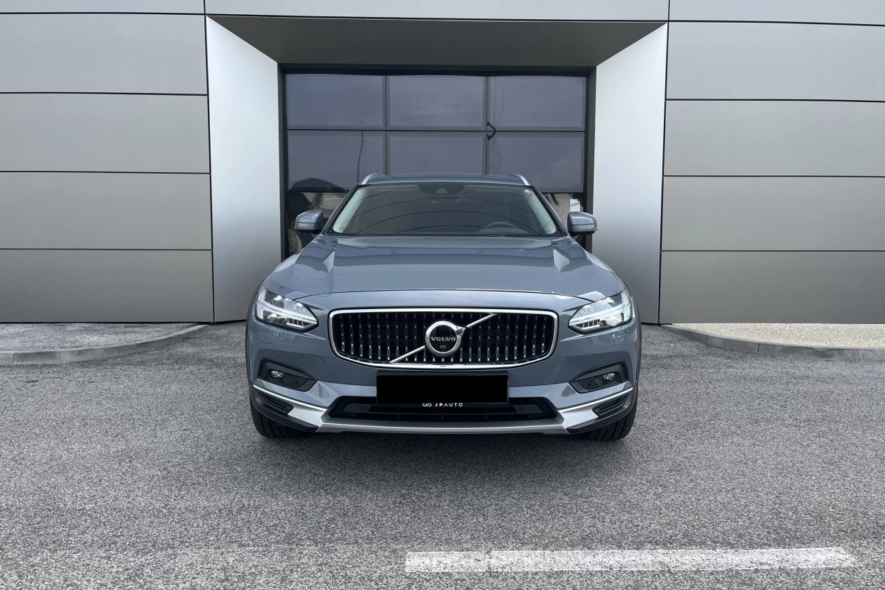 Volvo V90 CC B4 Cross Country Plus AWD A/T obrázok č. 1