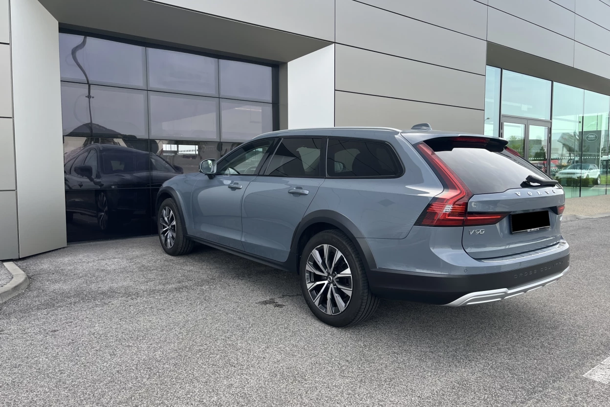 Volvo V90 CC B4 Cross Country Plus AWD A/T obrázok č. 5